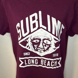 Sublime burgundy w white graphic 100%Cotton T-shirt S